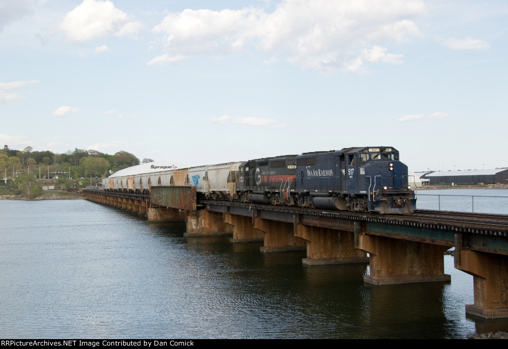 MEC 517 Leads PO-3 into South Portland